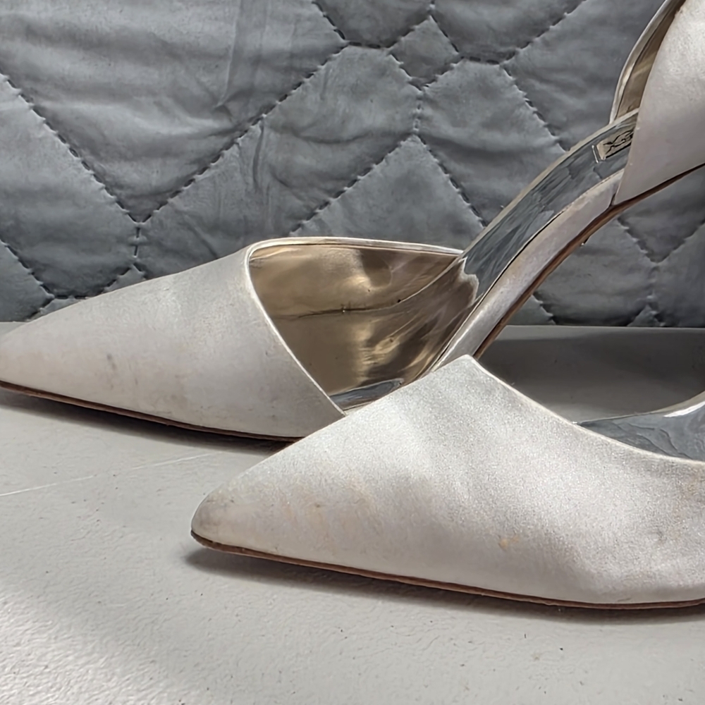 BADGLEY MISCHKA Women's Nude Satin Blanca Rhinestone Ankle-Strap Pumps SZ 10 - Picture 3 of 14